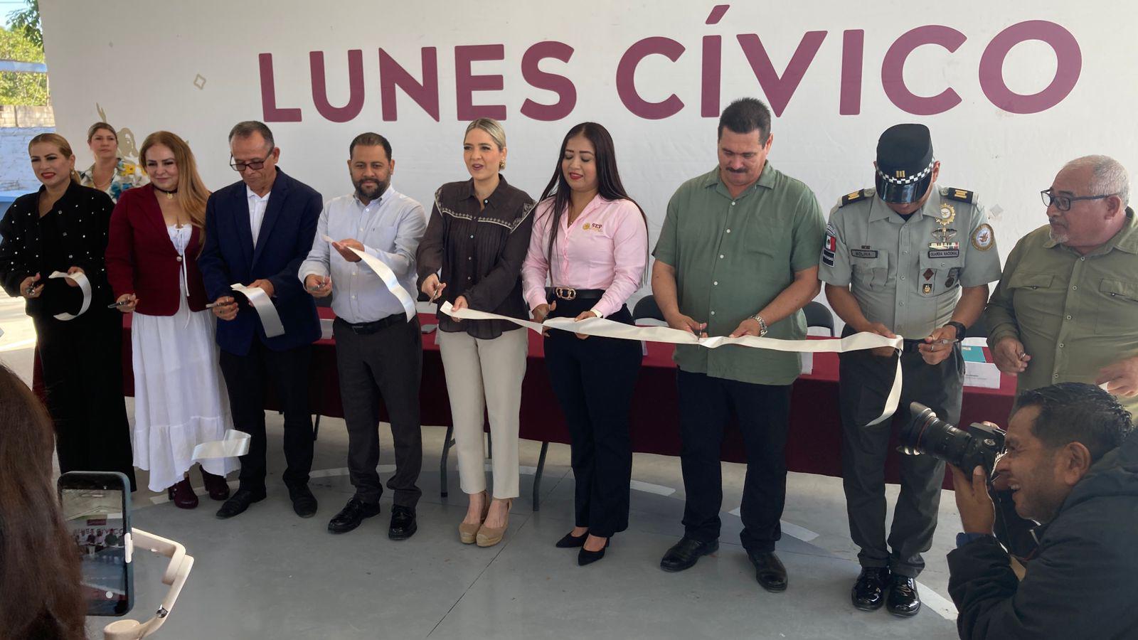 $!Inauguran en primaria de Escamillas techumbre y cancha de usos múltiples