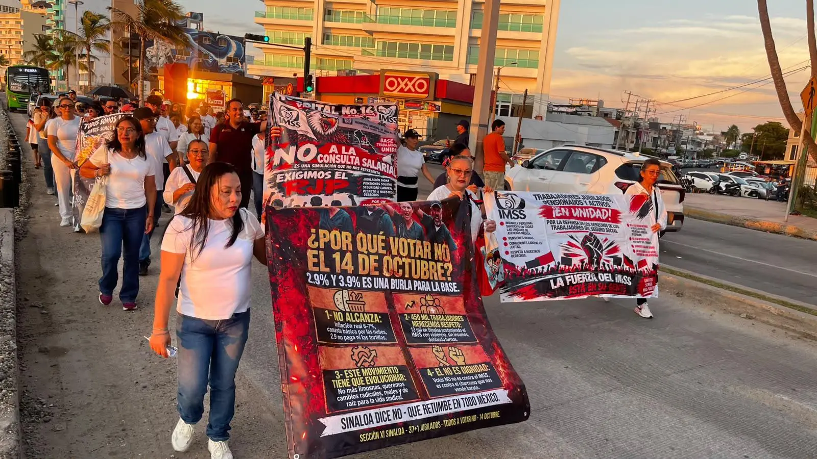 $!Se suman trabajadores del IMSS en Mazatlán a protesta nacional por mejoras laborales