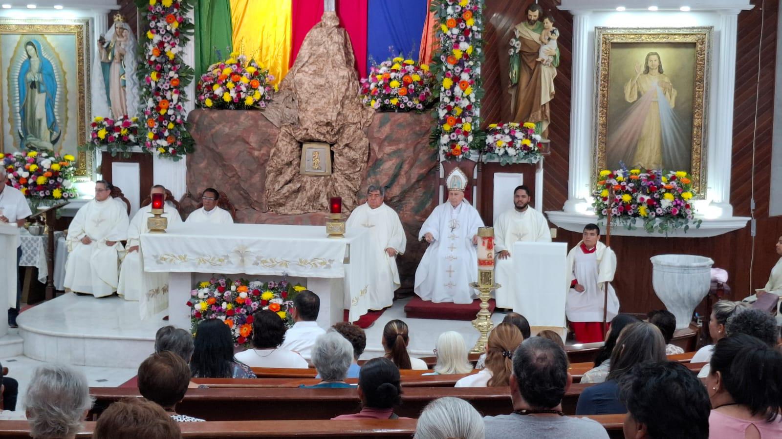 $!En Congreso Diocesano de Mazatlán, el Obispo llama a reflejar la fe en cada dimensión de la vida cotidiana
