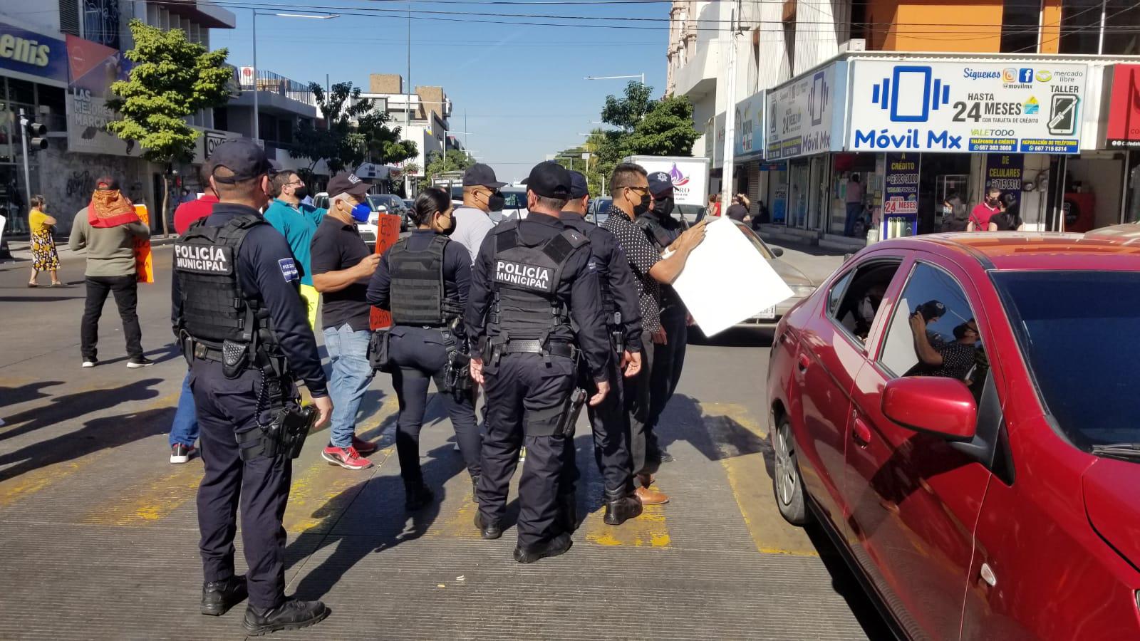 $!Policías jubilados acusan a Gobierno de Culiacán de contemplar a agentes fallecidos para pago de liquidación