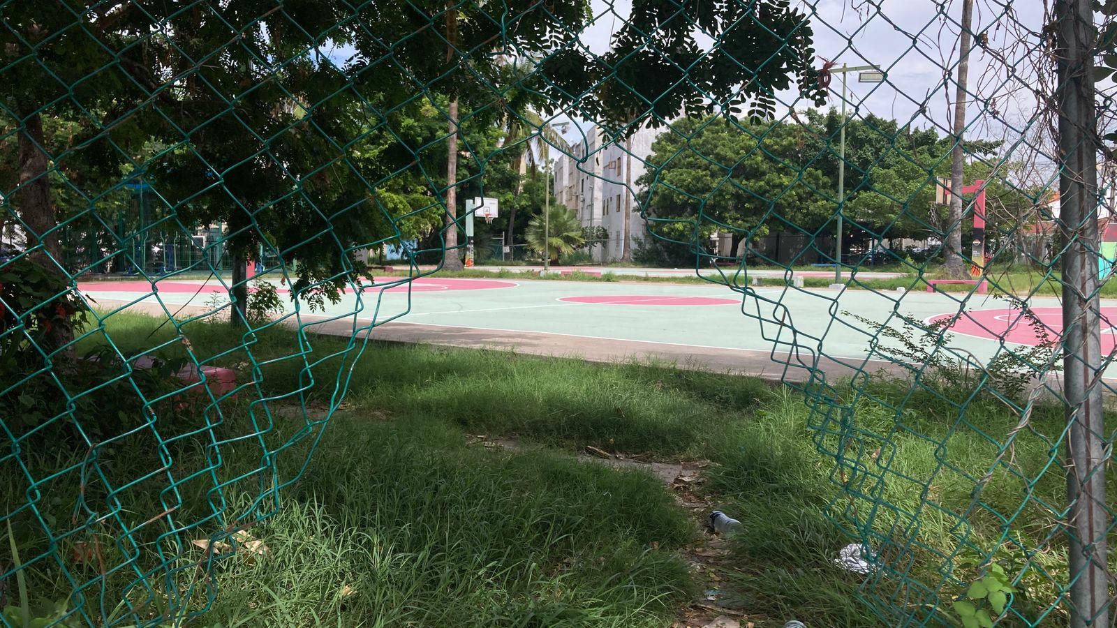 $!Vecinos de El Toro en Mazatlán exigen limpieza ante acumulación de basura