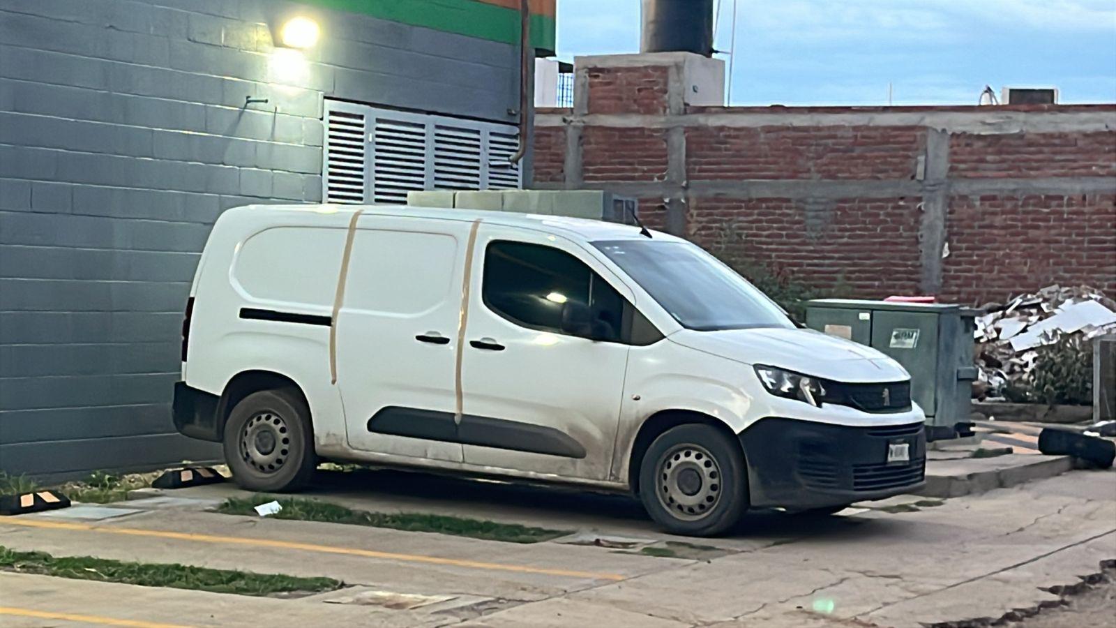 $!Durante asalto hieren de gravedad a un hombre con un arma blanca en Villas del Manantial, en Culiacán