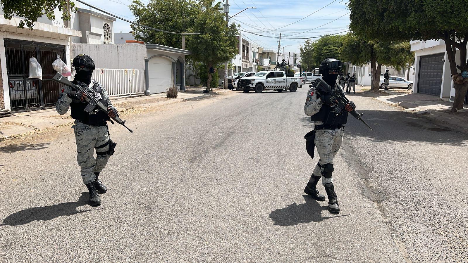 $!Persecución entre civiles y militares deja un vehículo asegurado en Riberas de Tamazula, en Culiacán