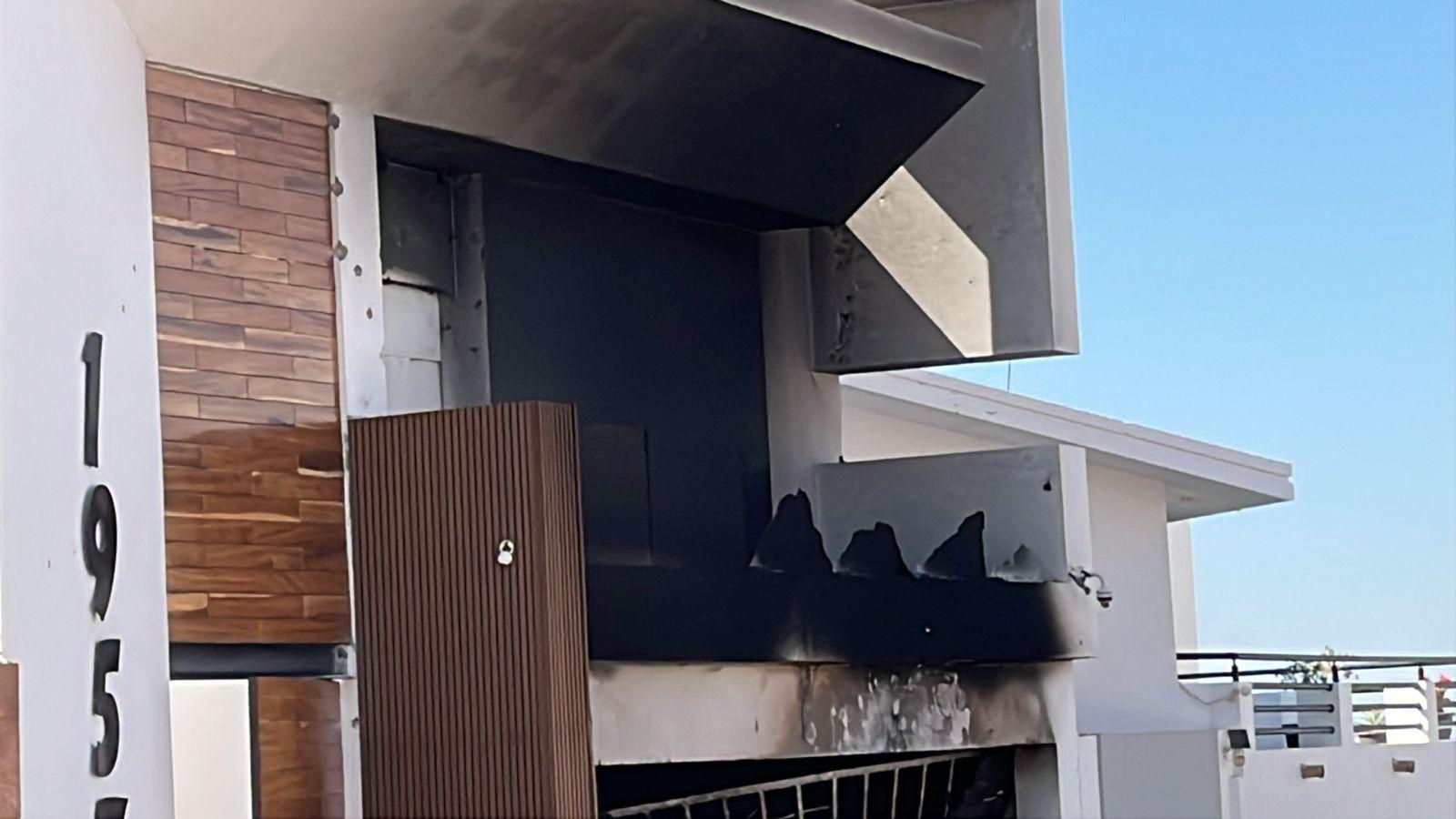 $!Balean e incendian otra vivienda en la colonia Colinas de San Miguel, en Culiacán