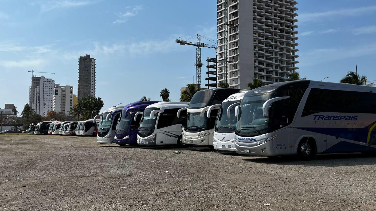 $!Comienza a llegar turismo nacional a Mazatlán en arranque de Semana Santa