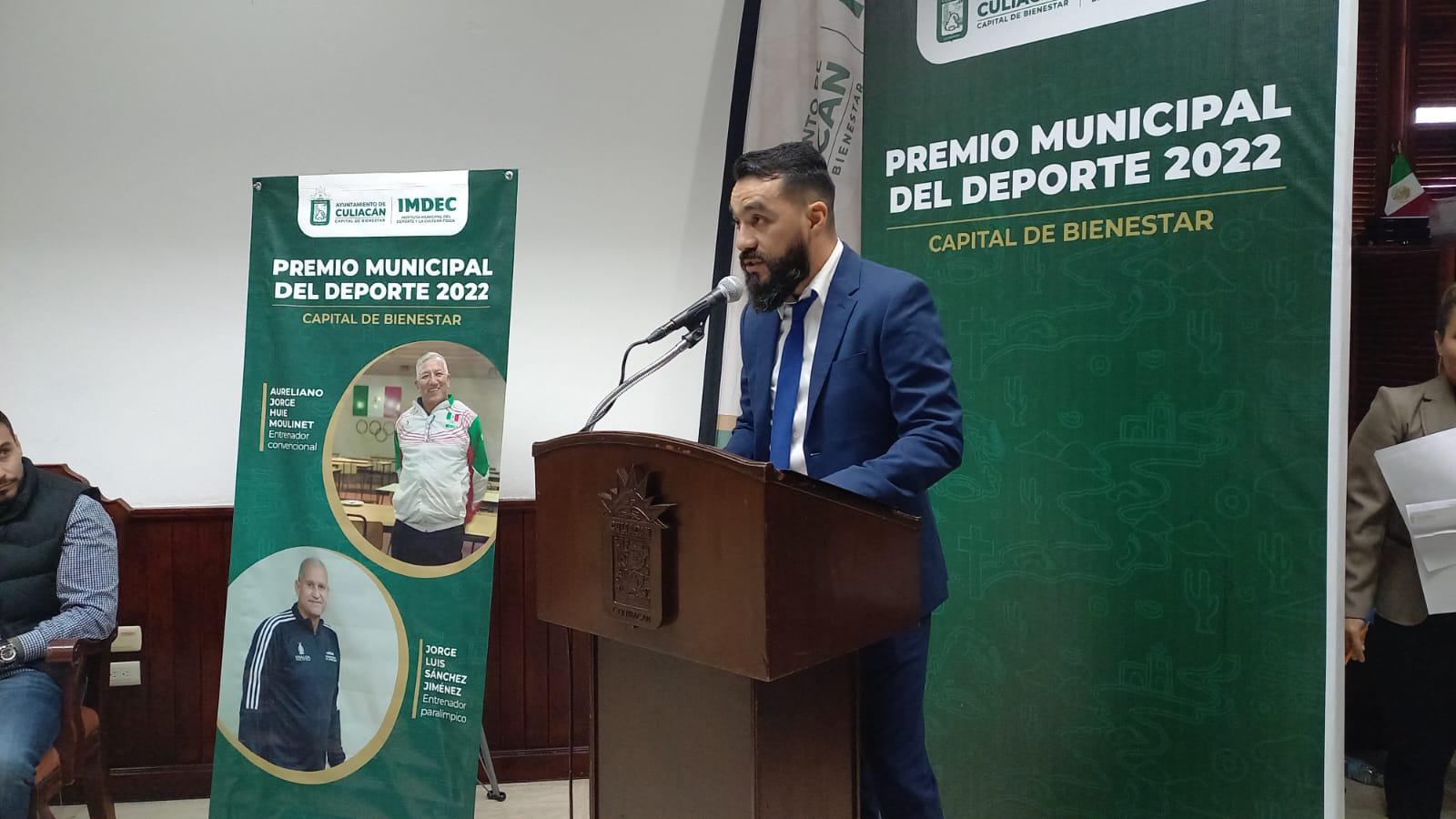 $!Gaxiola y García reciben el Premio Municipal del Deporte, en Culiacán