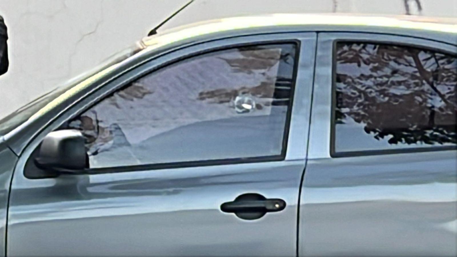 $!Hallan un vehículo con impactos de bala en Infonavit Humaya, en Culiacán