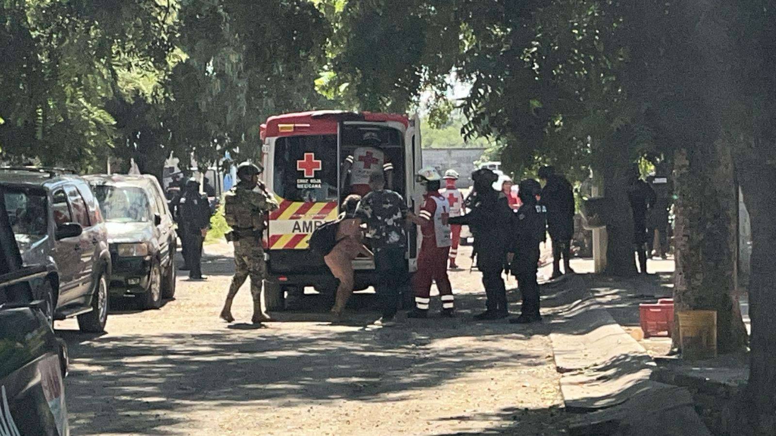 $!Ataque armado deja una menor de 14 años muerta y dos heridos en el fraccionamiento Santa Rocío, en Culiacán