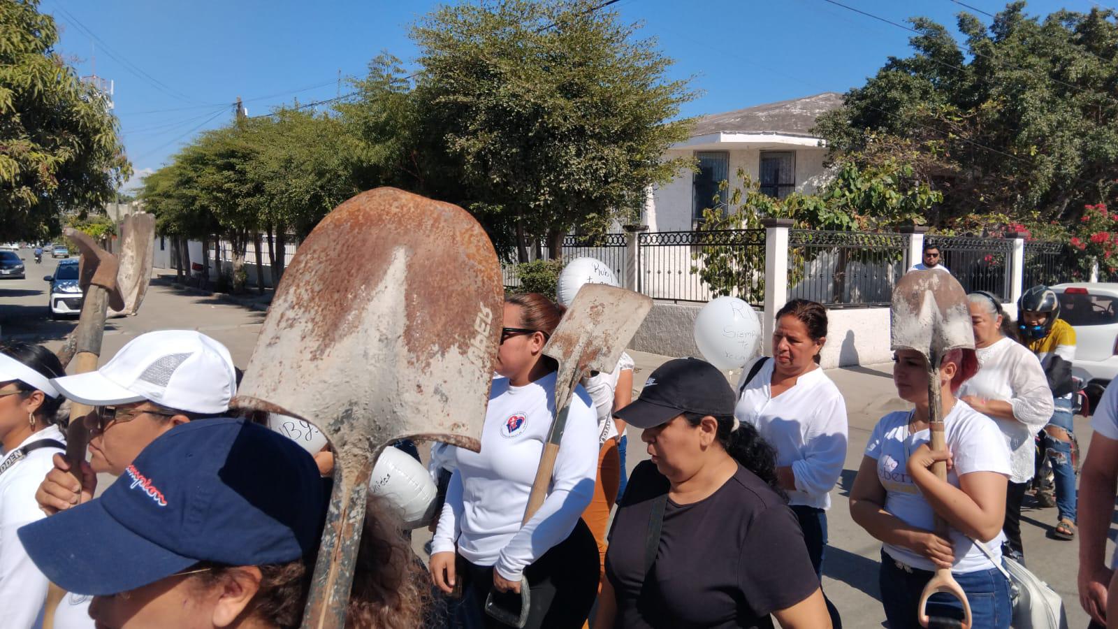 $!Dan el último adiós a Rubí Patricia, este domingo en Mazatlán