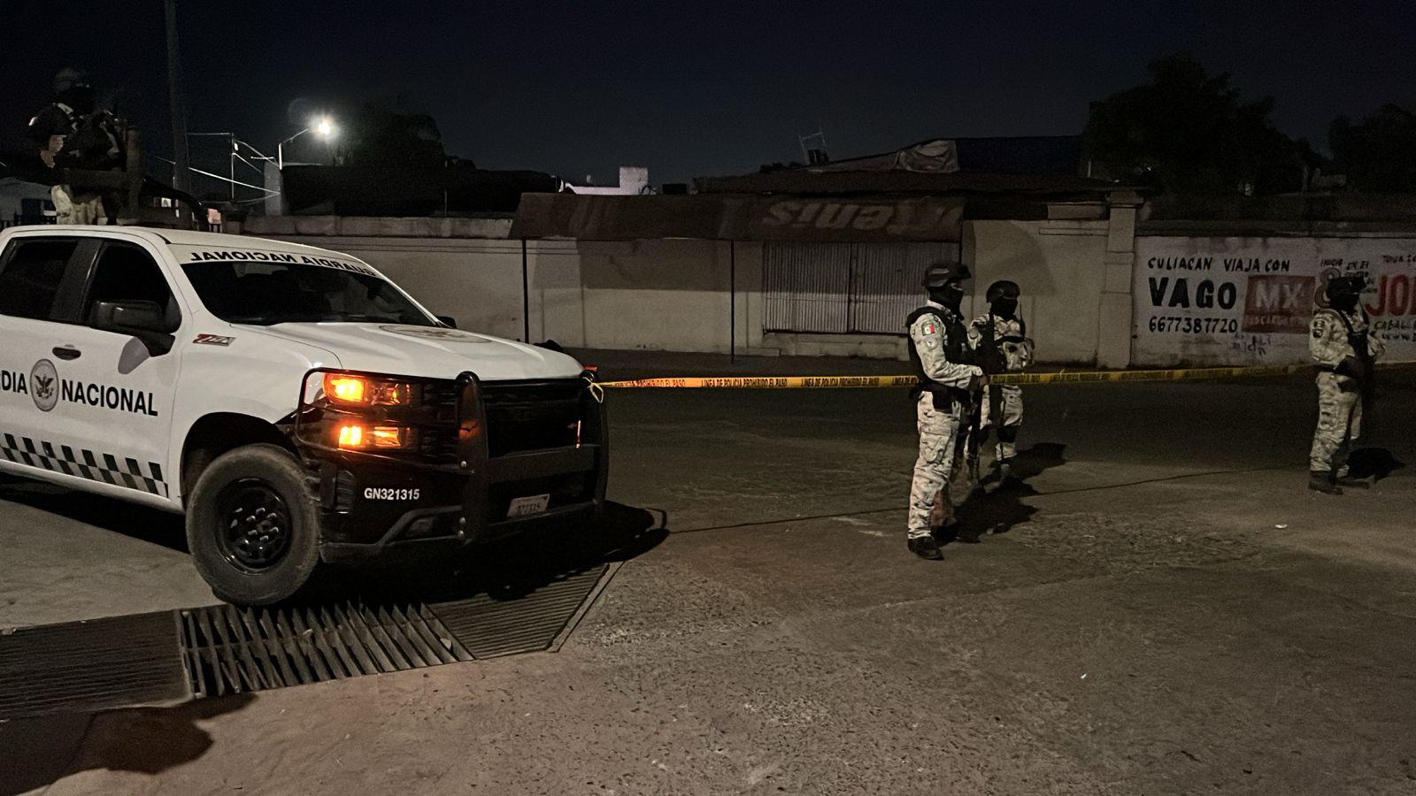 $!Esposado de manos y con impactos en la cabeza encuentran a un joven en Villa Bonita, al sur de Culiacán