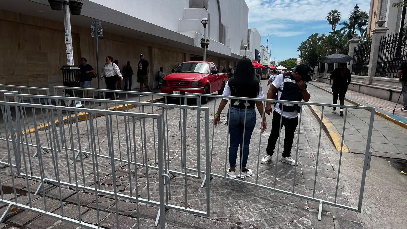 $!Cierran calles del Centro de Mazatlán por festejos del Grito de Independencia
