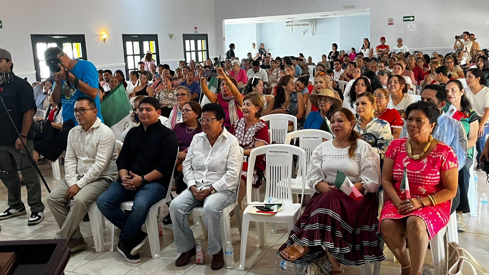 $!Brinda agrupación Valentinas de la Cuarta Transformación su apoyo a Imelda Castro