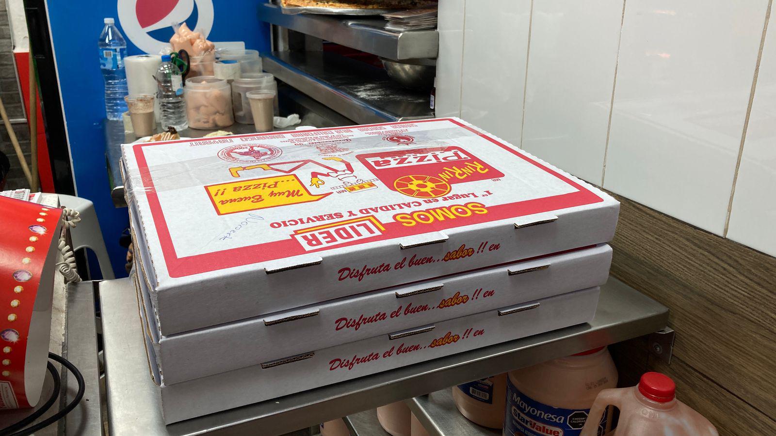 $!Comparte Rin Rin Pizza alegría a través del estómago en campaña ‘Sé Un Rey Mago’