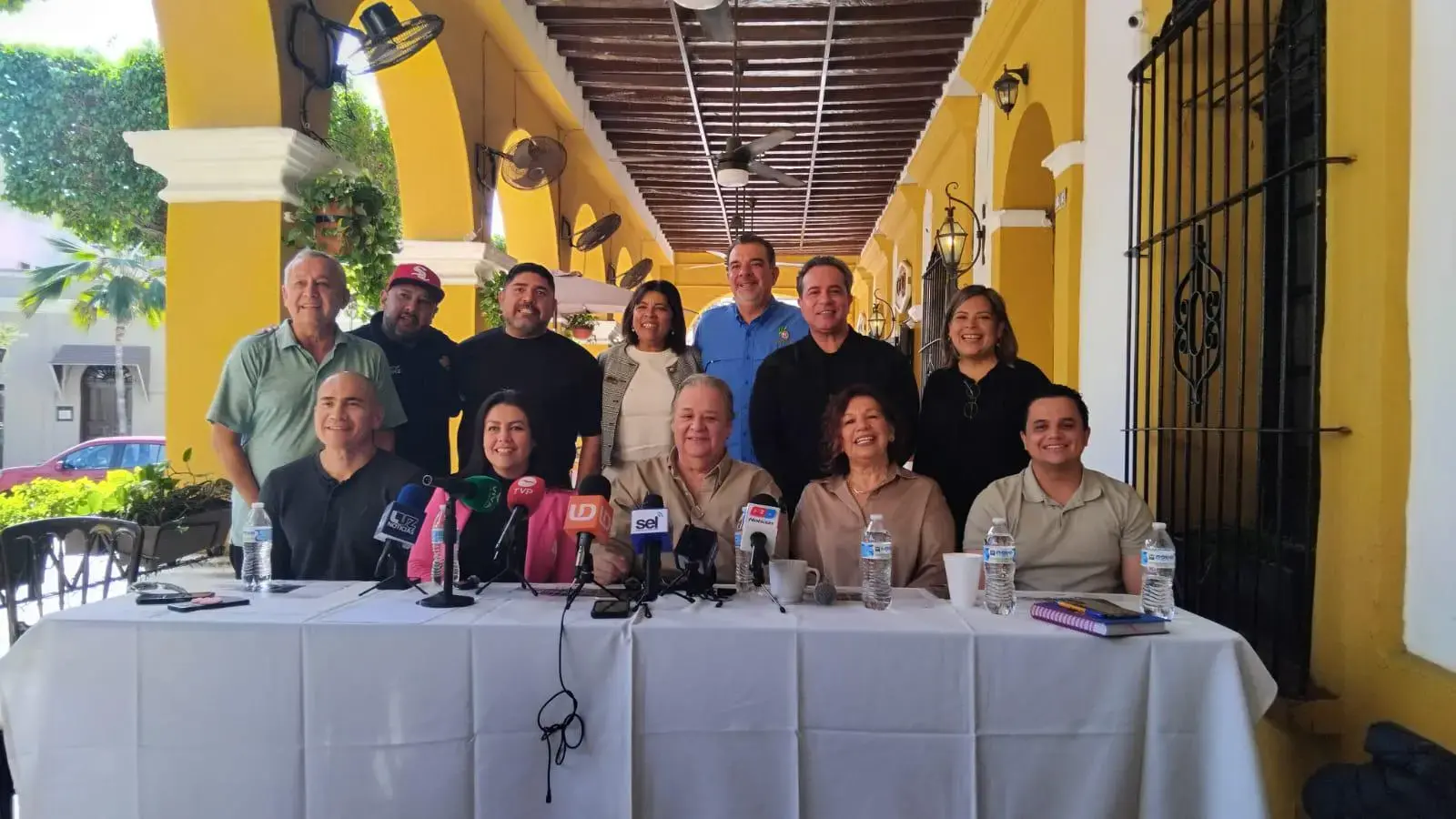 $!Los restauranteros ya están listos para recibir a locales y turistas en el corazón del Centro Histórico.