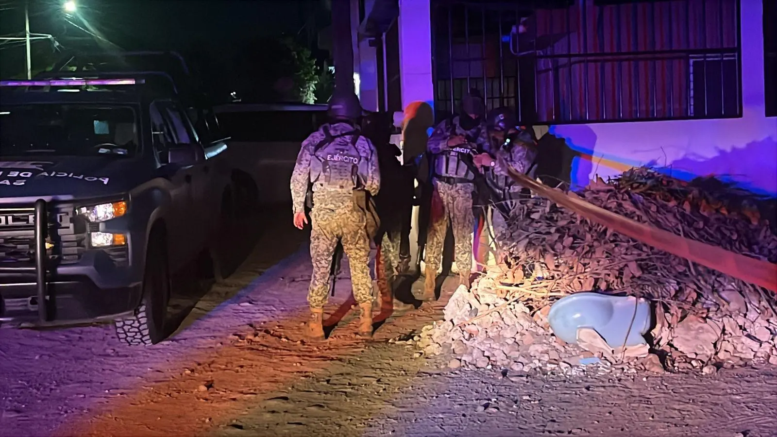 $!Ataque armado deja dos muertos y un adolescente herido en la colonia Pemex, en Culiacán