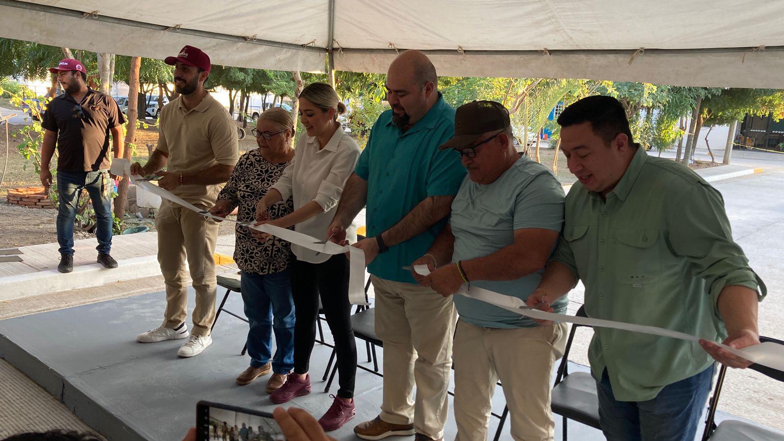 $!Reciben vecinos de El Progreso nueva pavimentación de calle por parte del Gobierno de Mazatlán