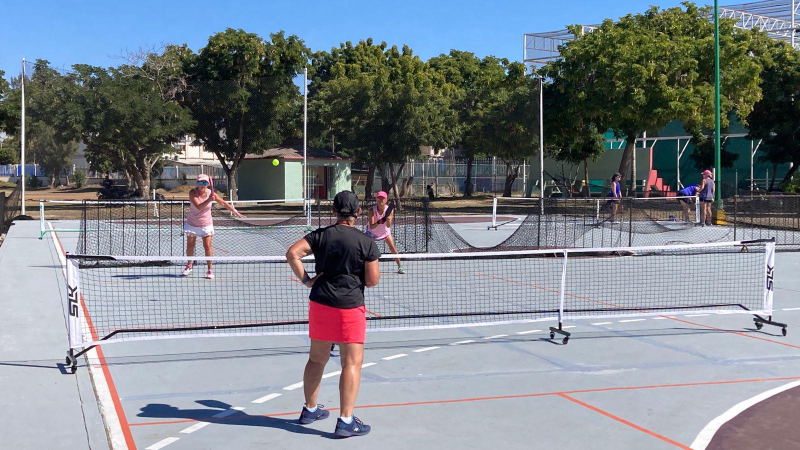 $!Duplas extranjeras marcan diferencia en Torneo Pickleball, en Mazatlán