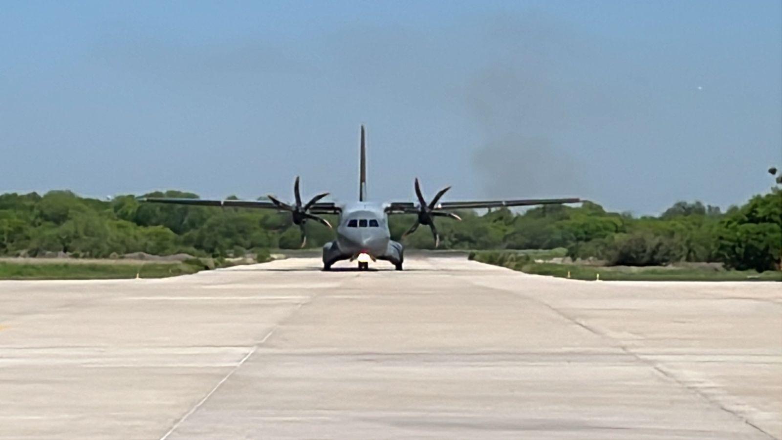 $!Llegan más soldados a Culiacán; despliegan 150 fusileros paracaidistas como parte de estrategia federal