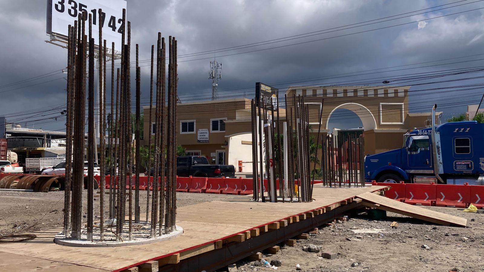 $!Muestra avance construcción del puente vehicular México 15 y Pérez Escobosa, en Mazatlán