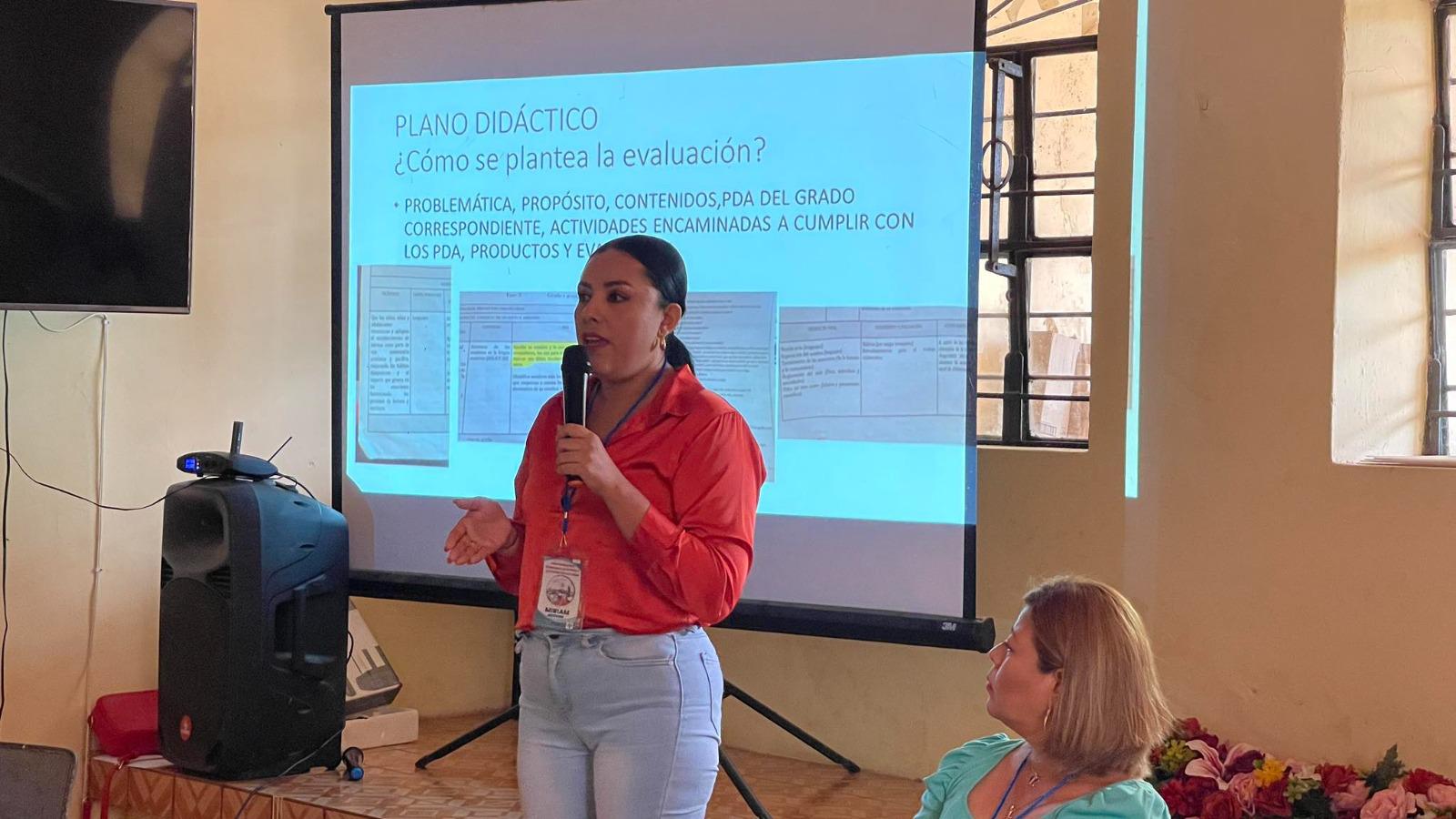 $!Maestras de Rosario reciben reconocimiento nacional por crear estrategias y formas de trabajo