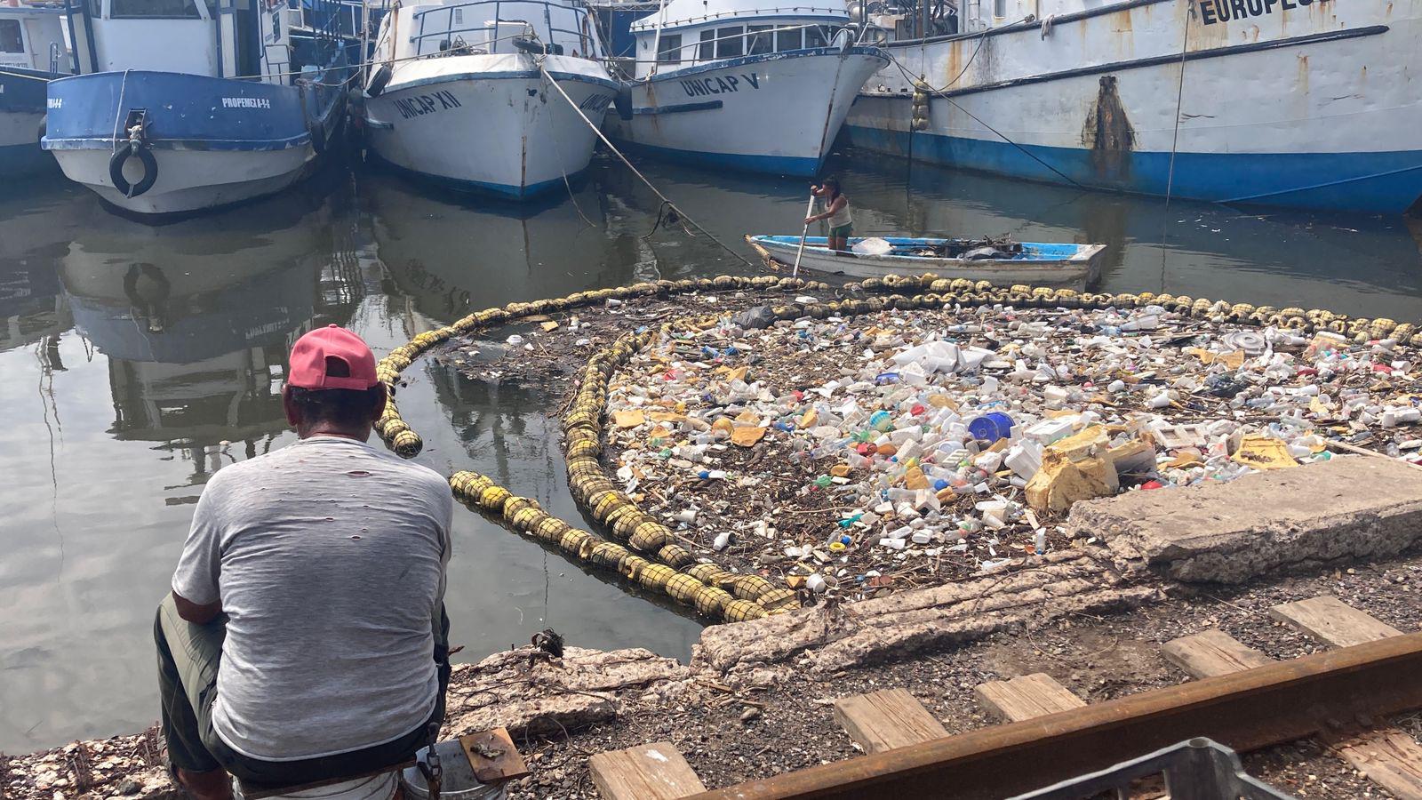 $!Recolectan más de 12 toneladas de basura de la biobarda del puente Juárez, en Mazatlán
