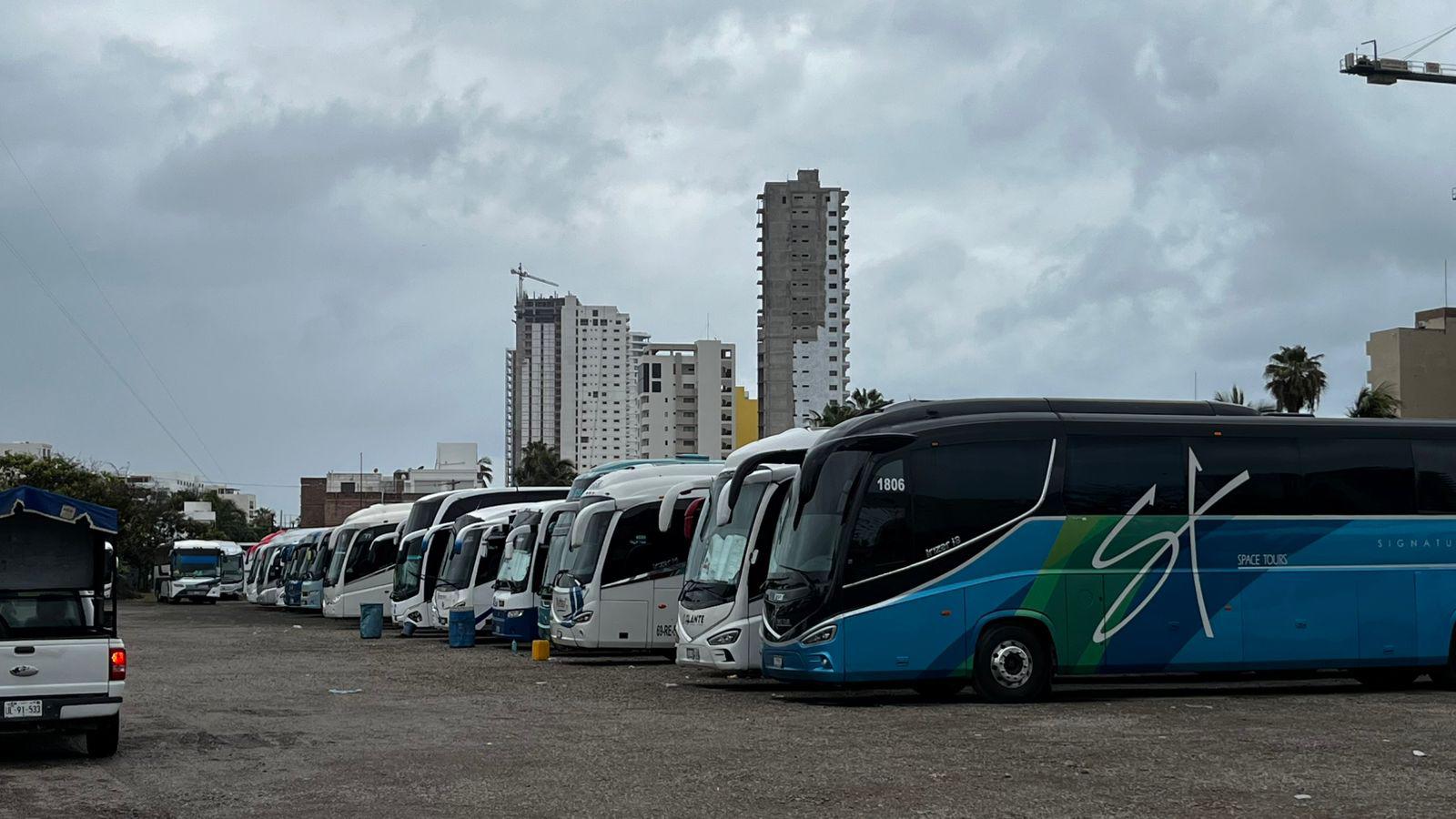 $!Reportan un 70% turismo de buses charteros en Mazatlán