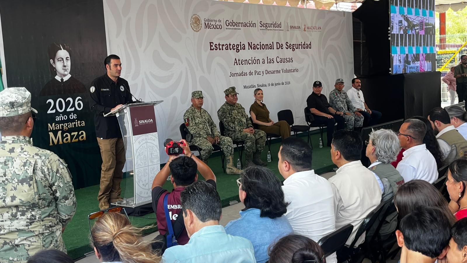$!Acercan servicios y programas a familias de Villa Unión mediante Feria de Paz