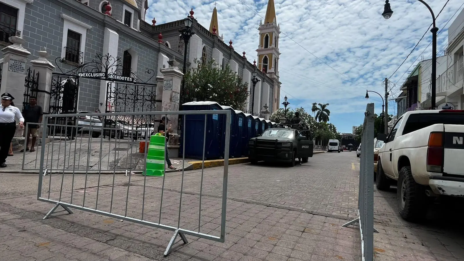 $!Cierran calles del Centro de Mazatlán por festejos del Grito de Independencia