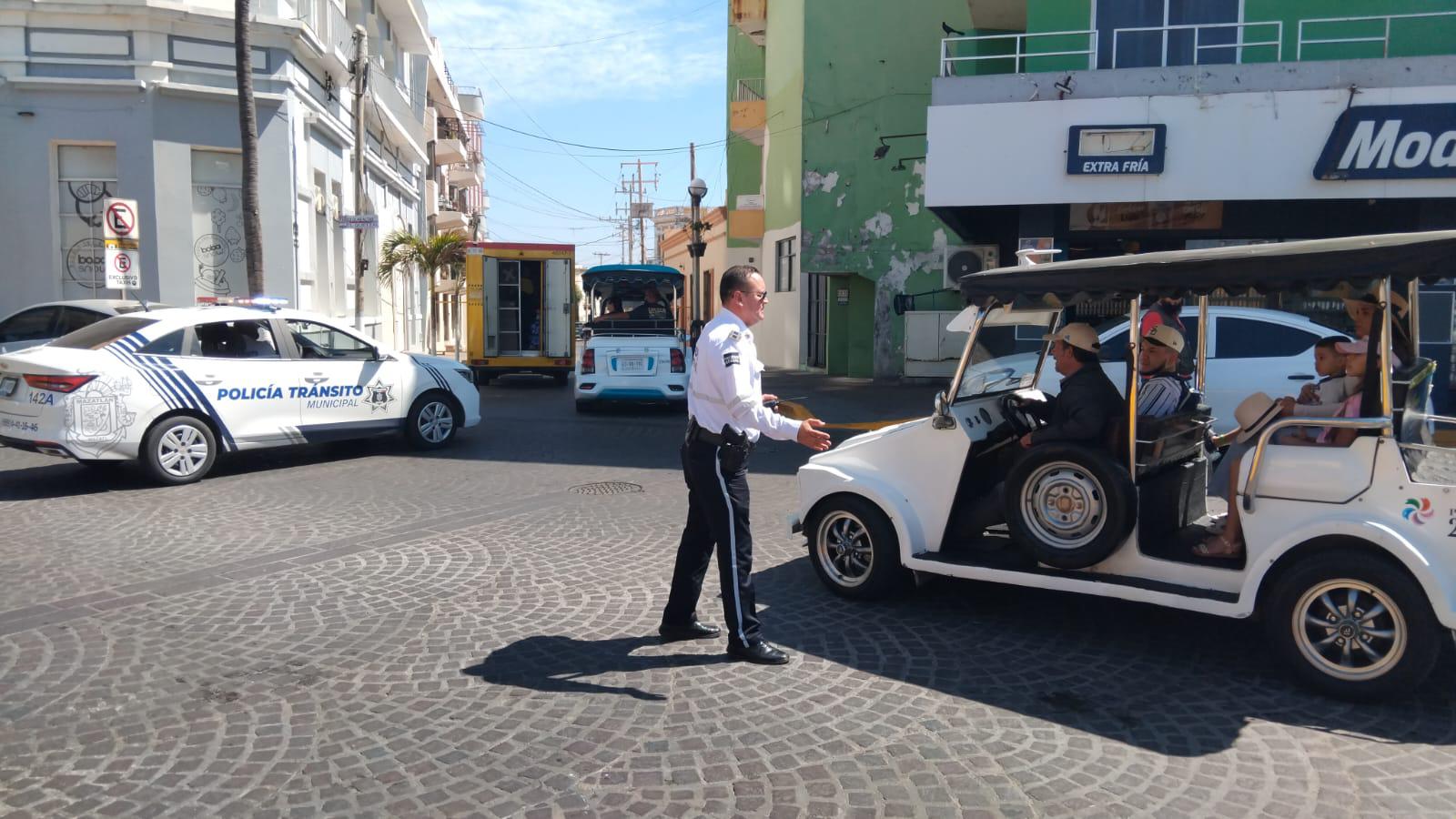 $!Cierran acceso a Olas Altas y Paseo Claussen de cara al Carnaval de Mazatlán