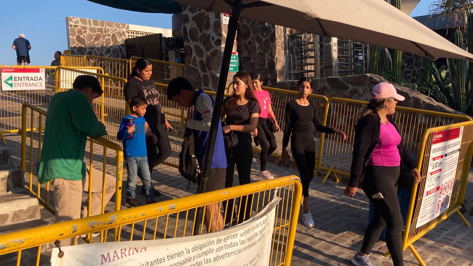 $!Faro de Mazatlán mantiene gran afluencia de visitantes