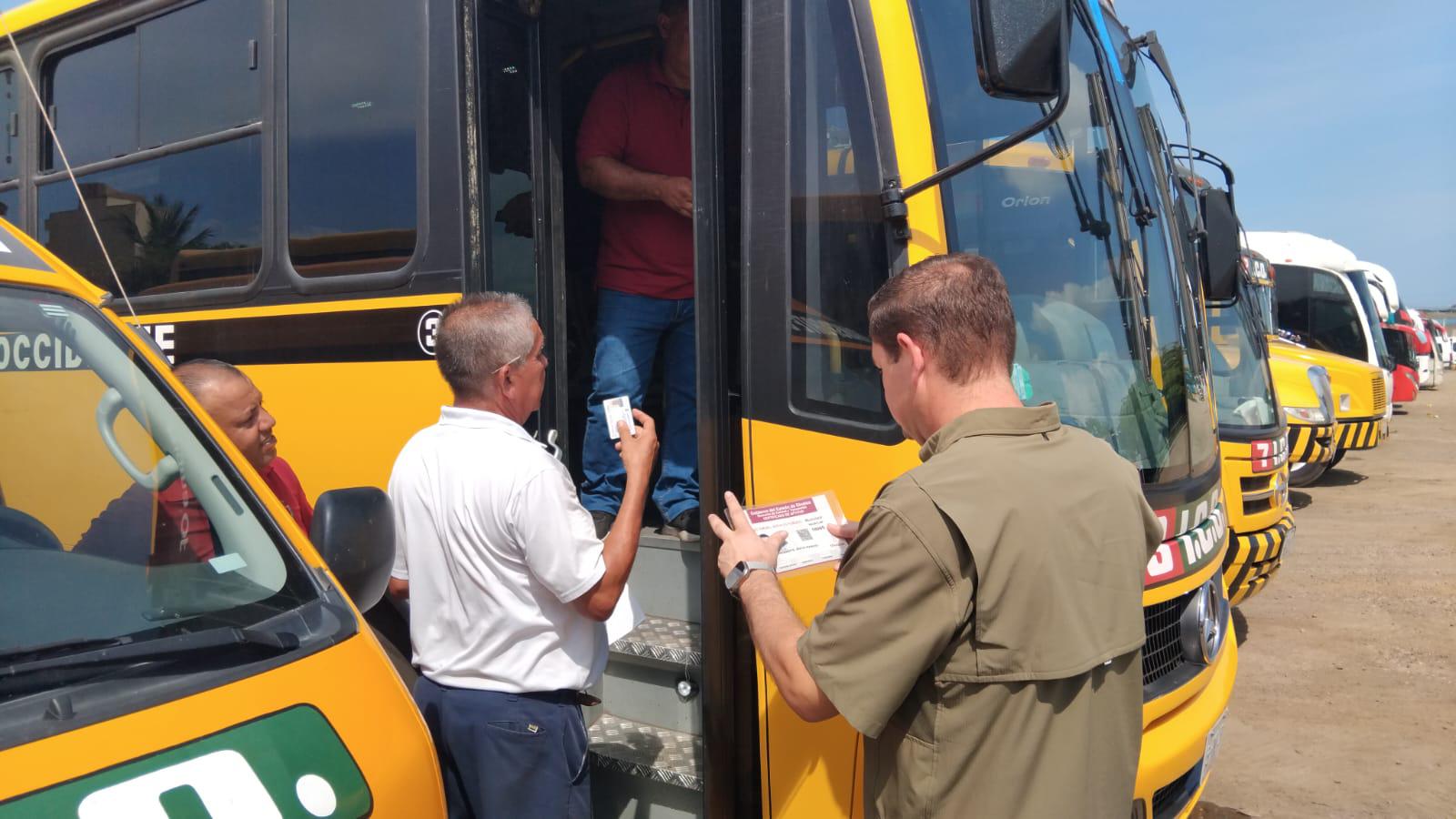 $!Inicia Vialidad y Transporte inspección integral de camiones escolares en Mazatlán
