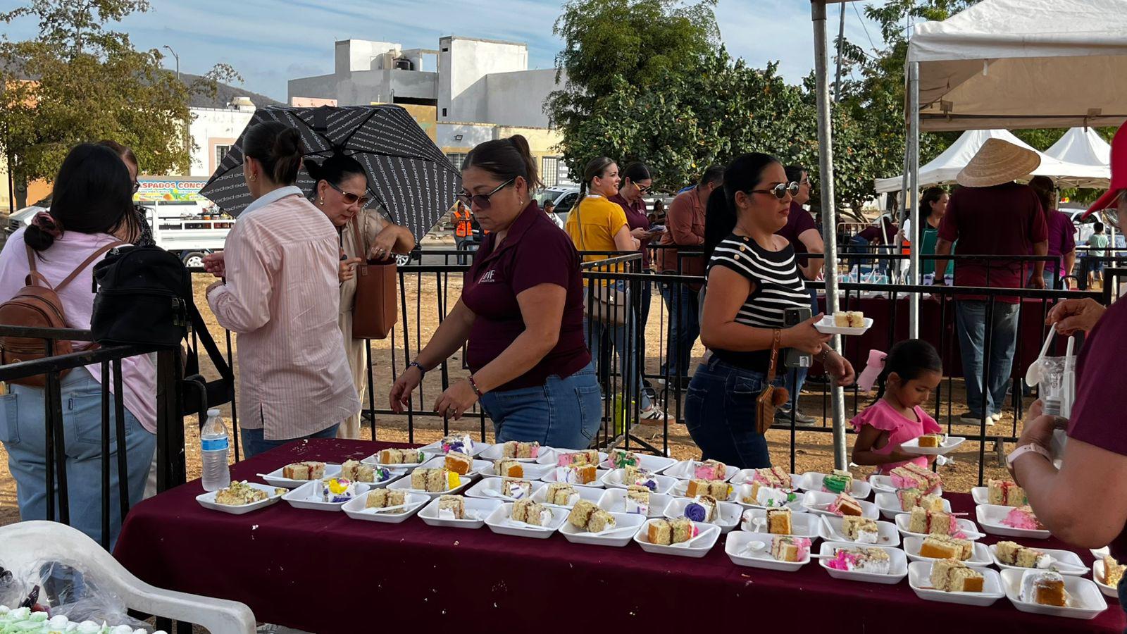 $!Celebran mujeres mazatlecas el Día de las Madres con fiesta en Pradera Dorada