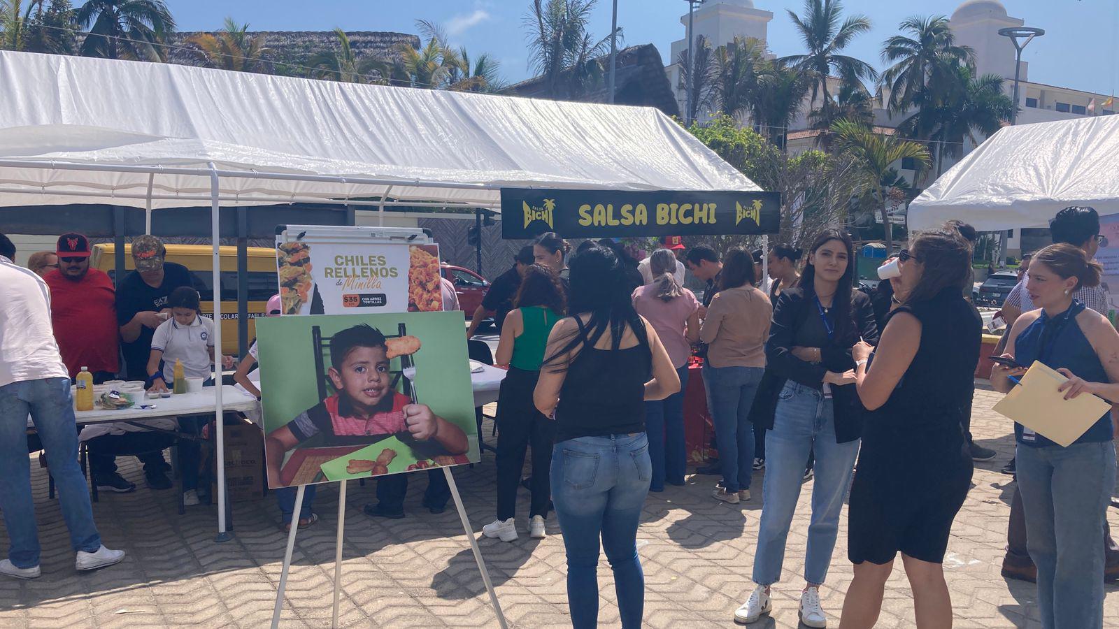 $!Conapesca impulsa el consumo de productos del mar con el Mercado Azul en Mazatlán