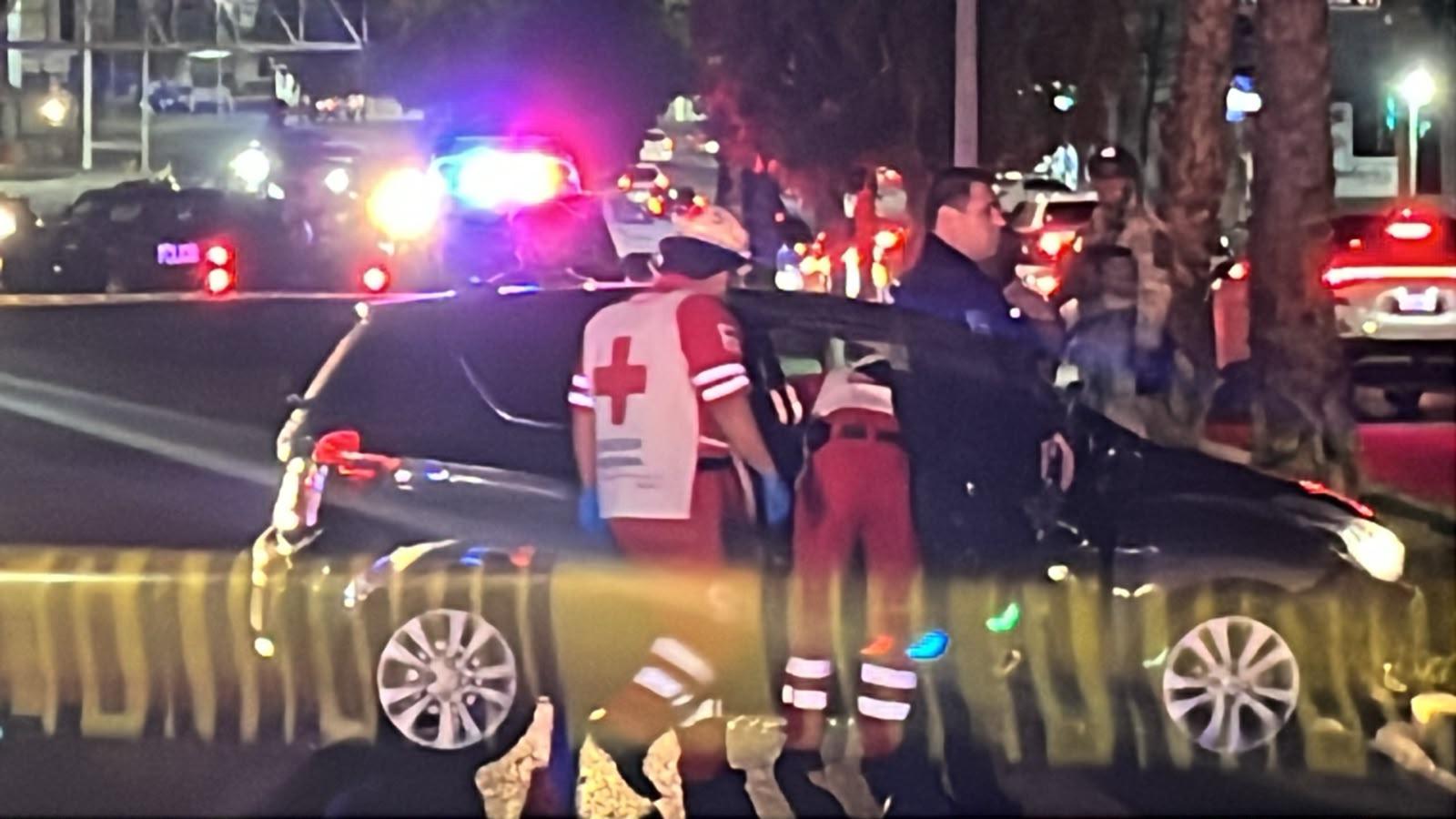 $!Atacan a balazos a dos hermanos en el bulevar Emiliano Zapata, en Culiacán; uno muere y otro resulta herido