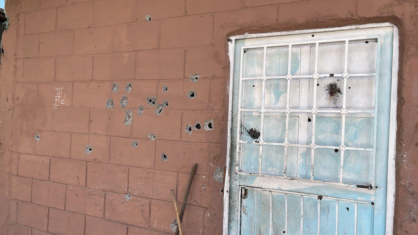 $!Balean tres viviendas en la colonia 10 de Mayo, en Culiacán