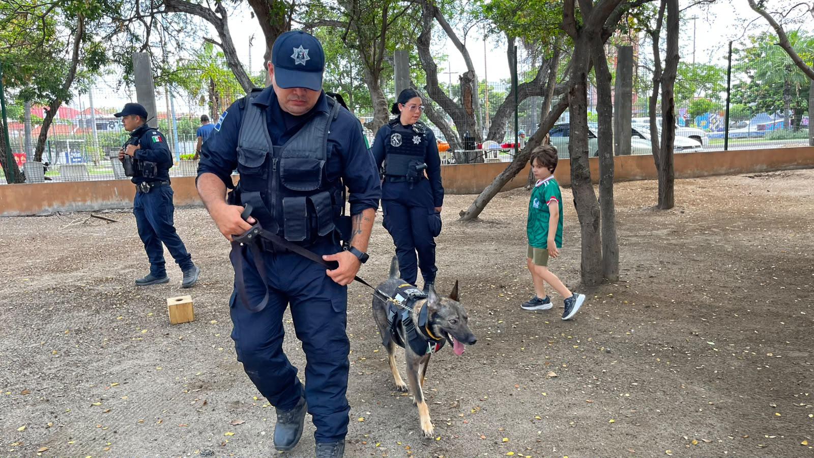 $!Encuentran hogar 7 mascotas en jornada de adopción en Mazatlán
