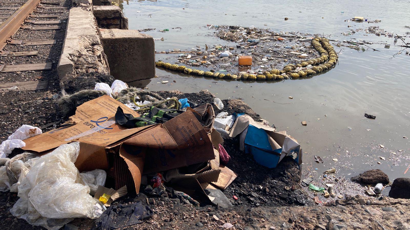 $!Ante la intensidad de lluvias, biobarda en el puente de la Juárez se rompe
