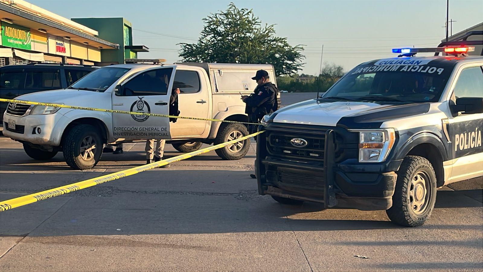 $!Asesinan a un hombre al interior de una tienda departamental en Aguaruto, Culiacán
