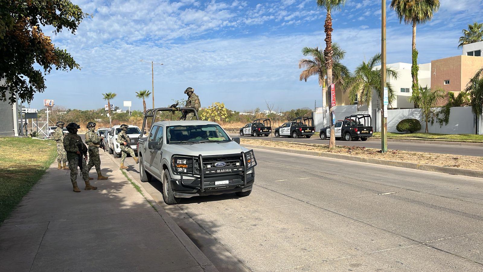 $!Despliegue militar en Culiacán: realizan operativos simultáneos en Santa Fe e Isla Musala
