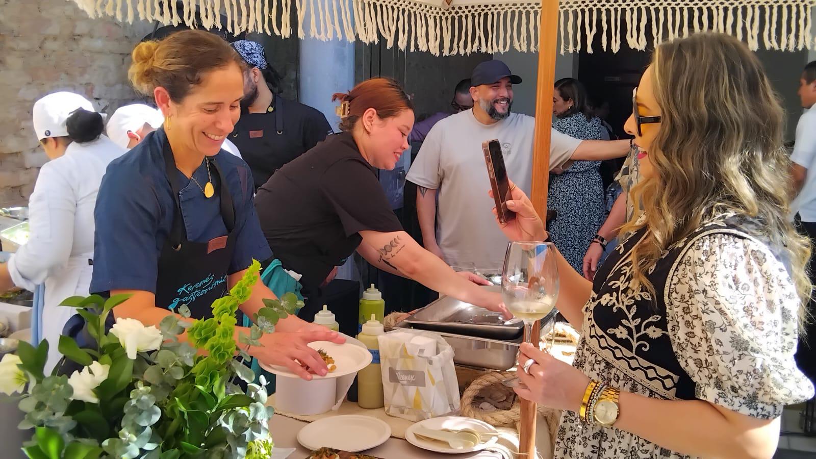 $!Unidad y sabor: chefs de Mazatlán se unen en la Kermés Gastronómica ‘Cocinando con Propósito’