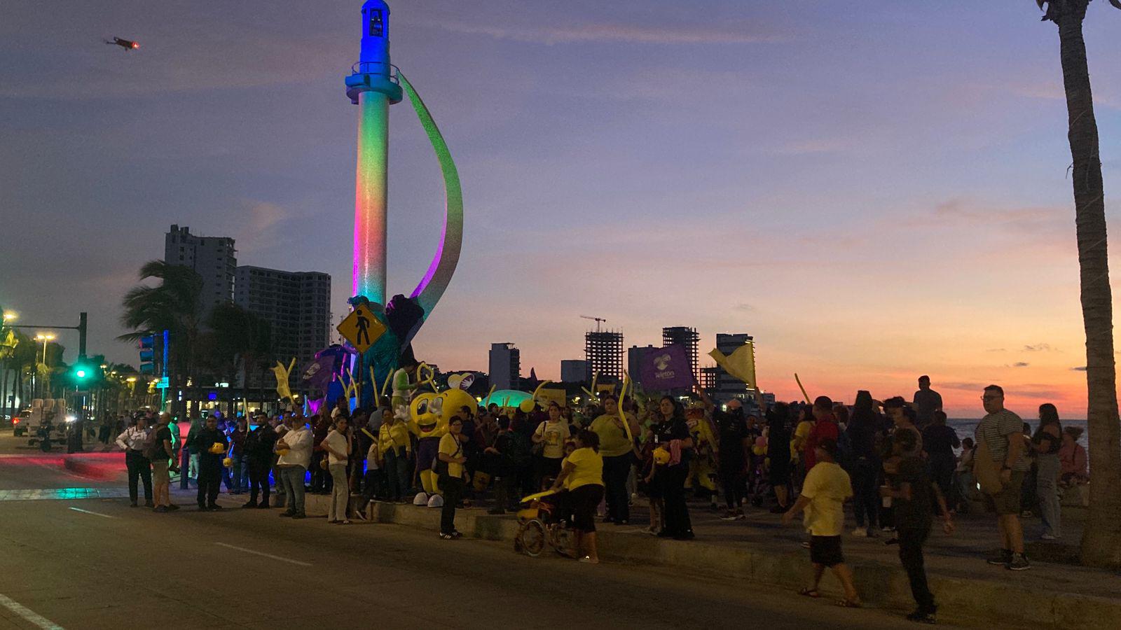 $!Realiza CRIT en el malecón de Mazatlán un boteo masivo rumbo al Teletón 2025