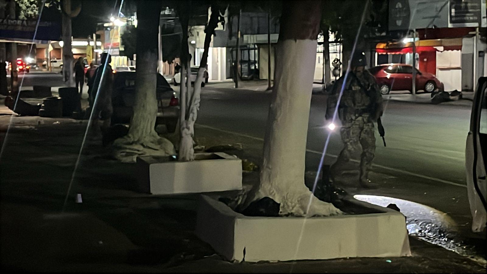 $!Atacan a balazos a mujer en la colonia Miguel Alemán, en Culiacán