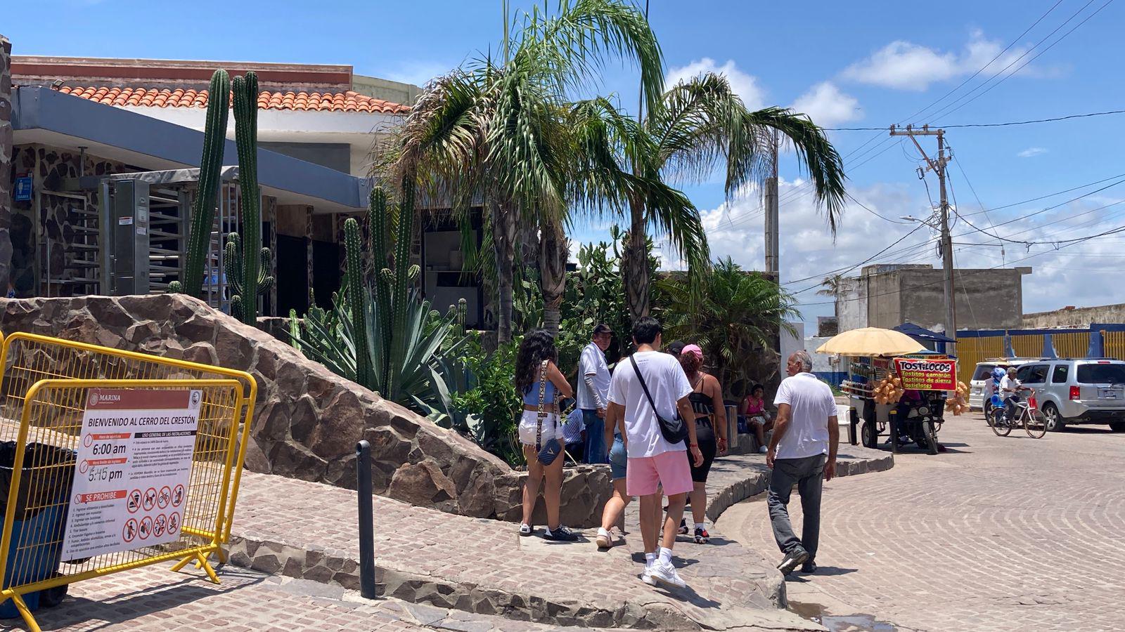 $!Crece afluencia de visitantes en el Faro de Mazatlán y se refuerzan previsiones ante altas temperaturas