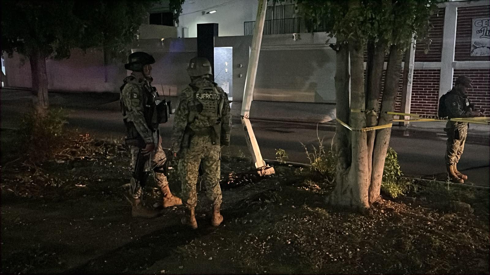 $!Ataque a balazos en expendio de Las Estancias deja un muerto y un herido en Culiacán