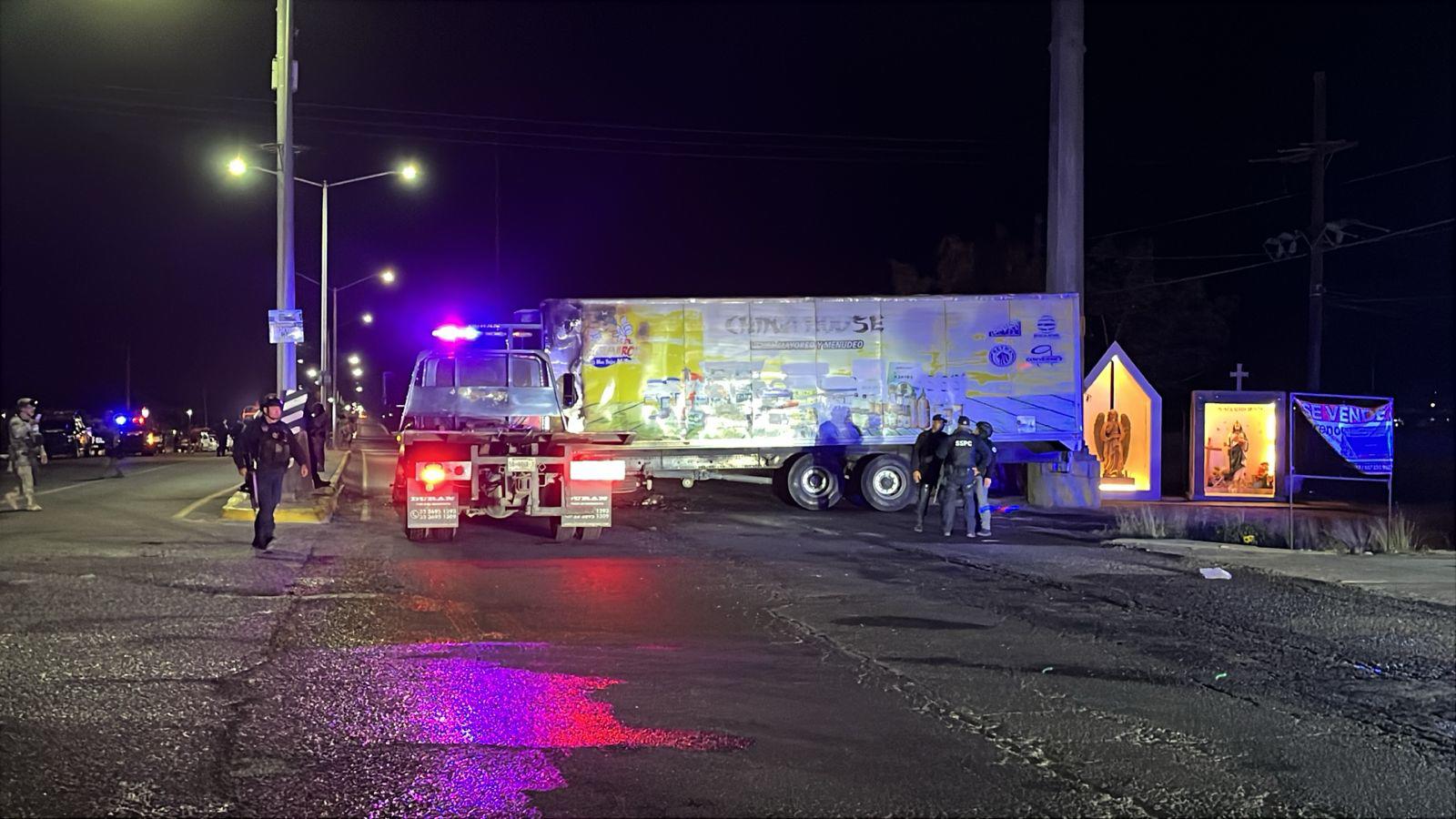 $!Escala la violencia en Sinaloa: bloqueos y enfrentamientos paralizan Culiacán, Navolato y Mocorito