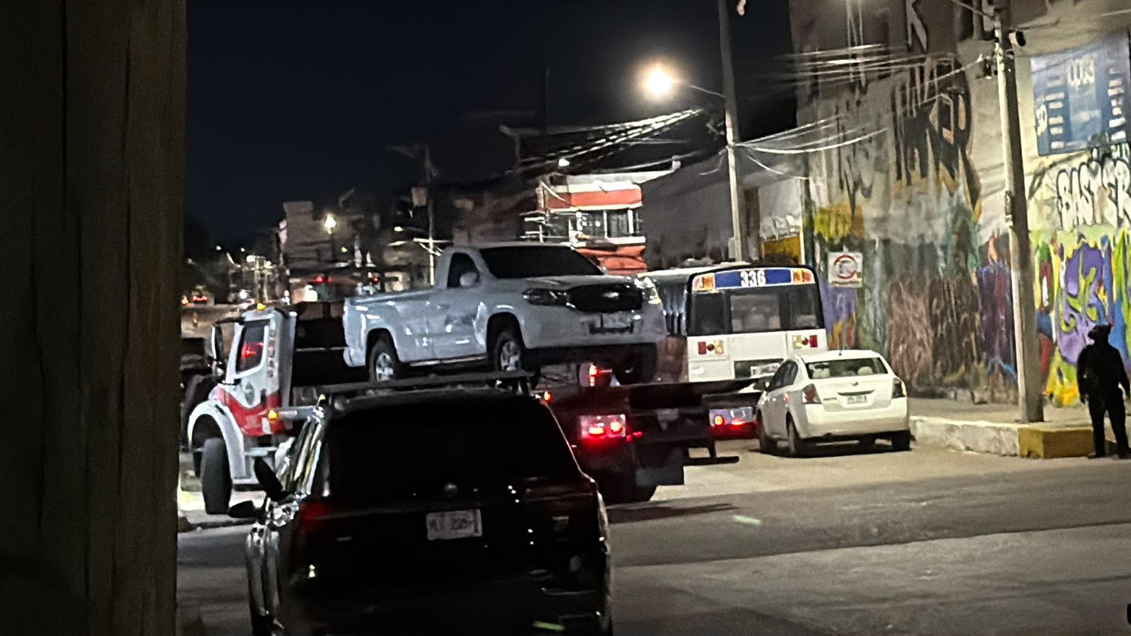 $!Aseguran vehículos blindados tras balaceras en Mazatlán; uno simulaba ser de Cemex