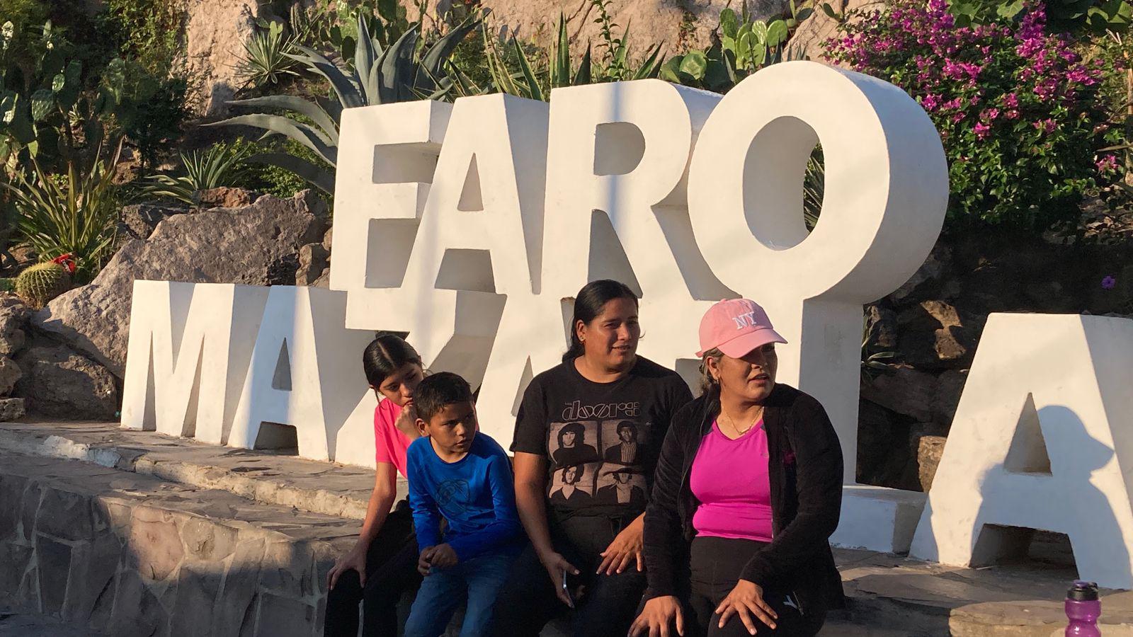 $!Faro de Mazatlán mantiene gran afluencia de visitantes