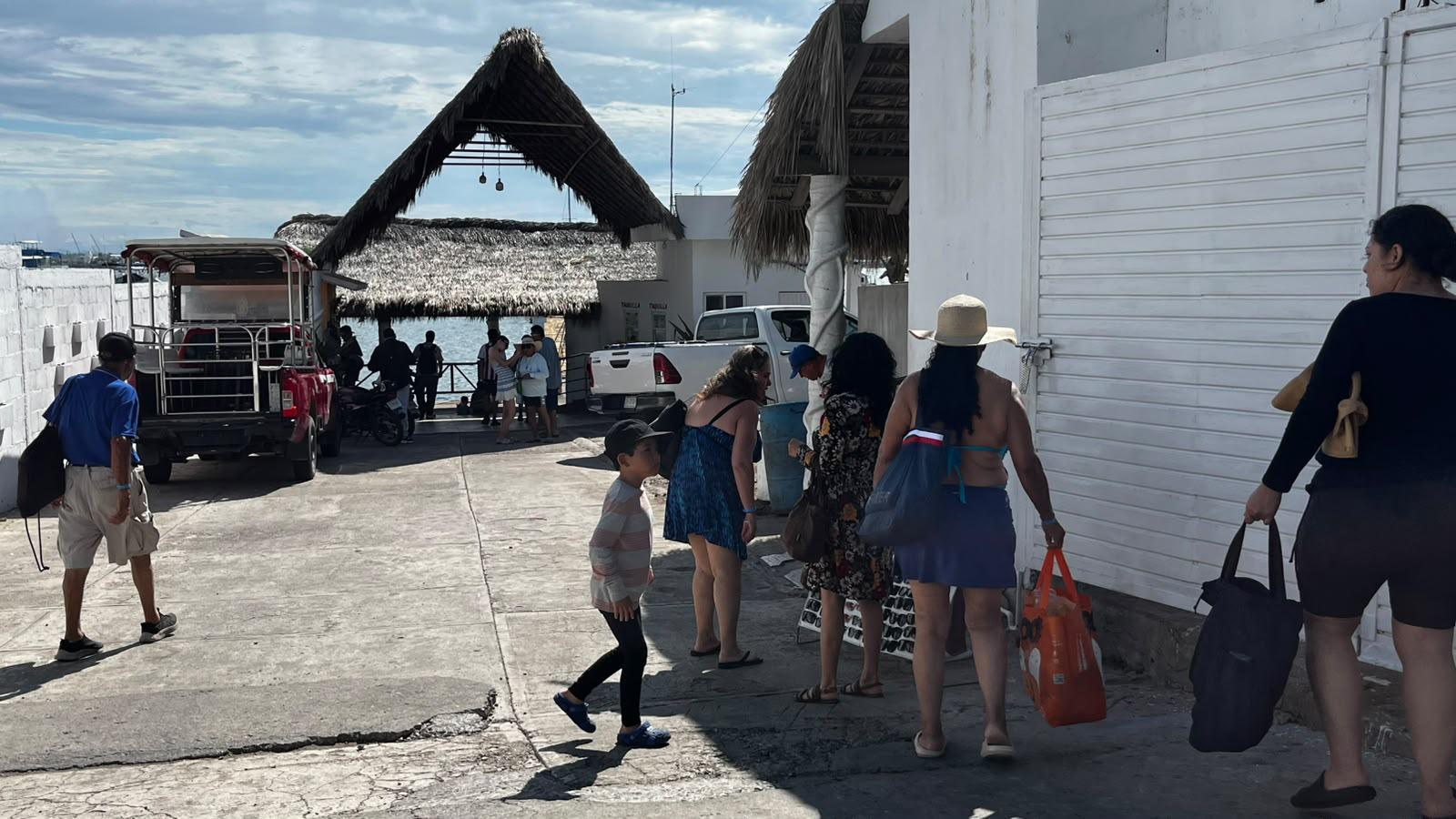 $!Ante disminución de oleaje, esperan repunte en paseos marítimos de Mazatlán
