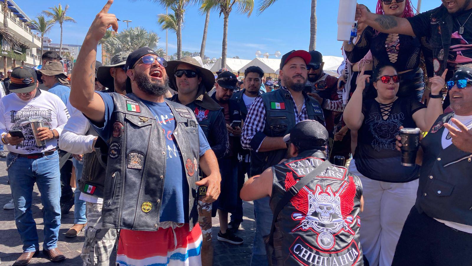 $!Disfrutan bikers de la comida de bienvenida de la Semana de la Moto Mazatlán 2025