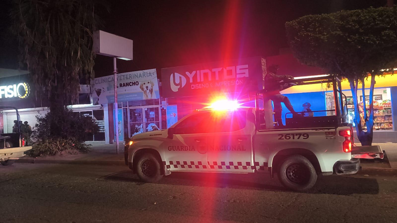 $!Enfrentamiento entre civiles y Guardia Nacional en Los Mochis deja 8 detenidos; 4 de ellos heridos